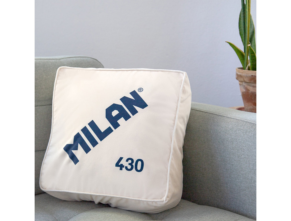 COJIN MILAN GOMA 430 SINCE 1918 TEJIDO ATERCIOPELADO FUNDA EXTRAIBLE COLOR BEIGE 350X350X160 MM